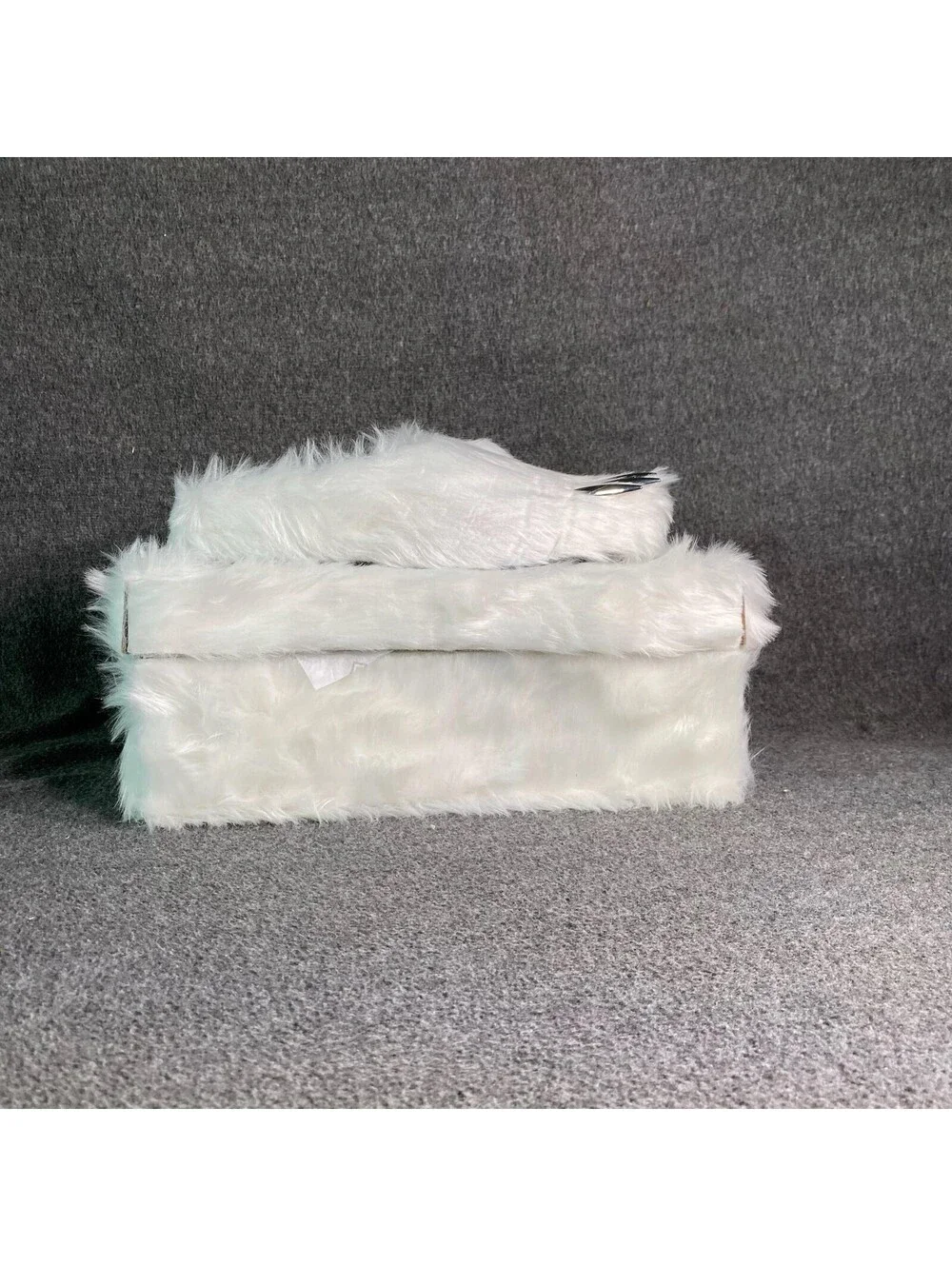 Bravest Studios Slippers Shoes Mens Size 11 White Faux Fur Monster Platform